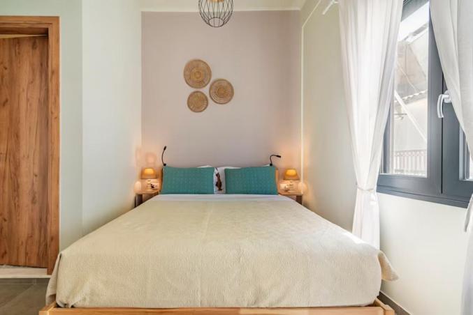 Punto Central Home In Heraklio City Ираклио Екстериор снимка