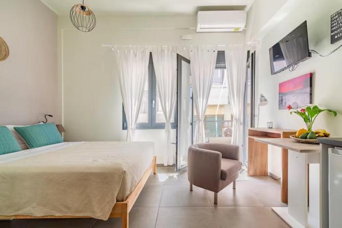 Punto Central Home In Heraklio City Ираклио Екстериор снимка